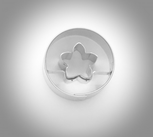 Ring mit Blume