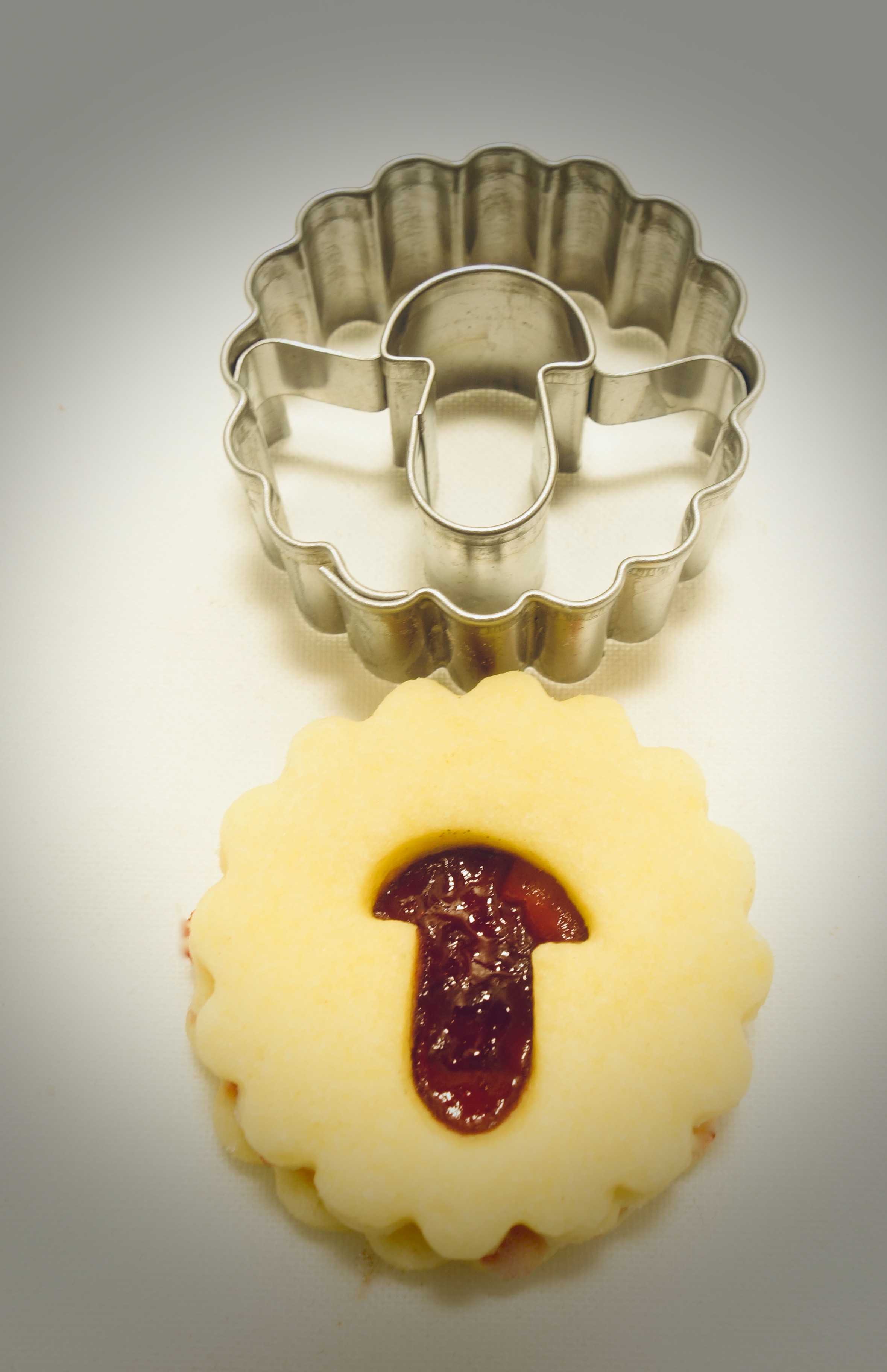 Linzer, Rosette mit Herz, gewellt, Herz, Weihnachten | StechEsAus ...